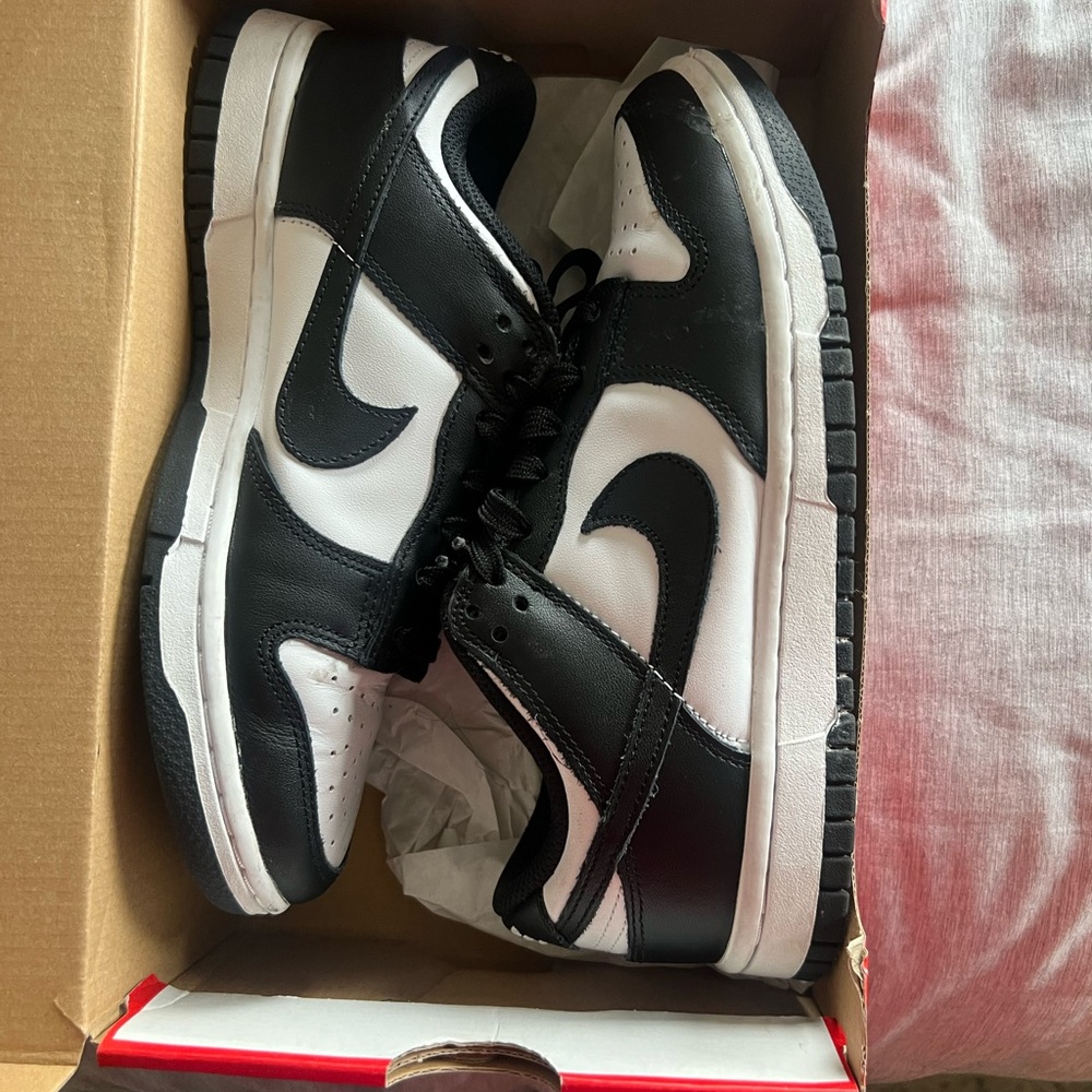 Women’s Panda Dunks 🔥🔥